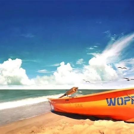 Spacious With Private Garden Hébergement de vacances Sarbinowo