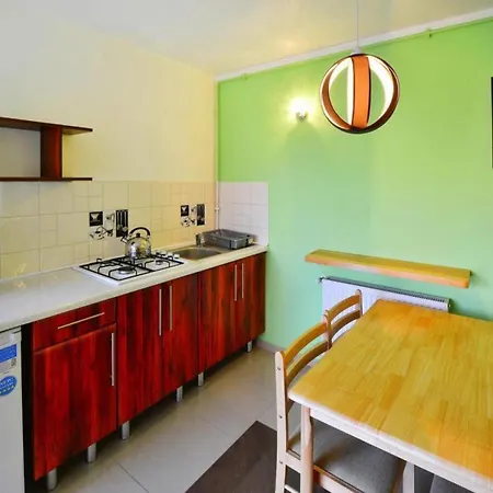 Dom wakacyjny Spacious With Private Garden Sarbinowo