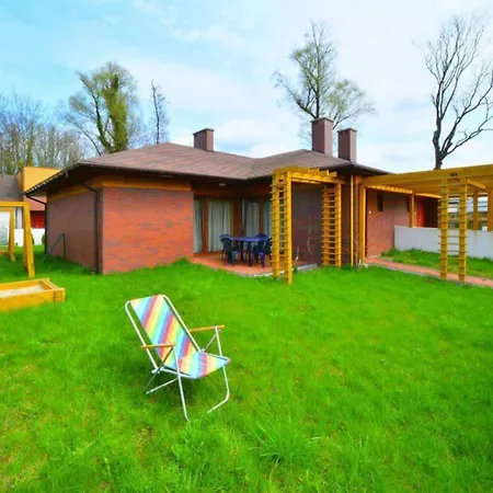 Spacious With Private Garden Tatil Evi *
